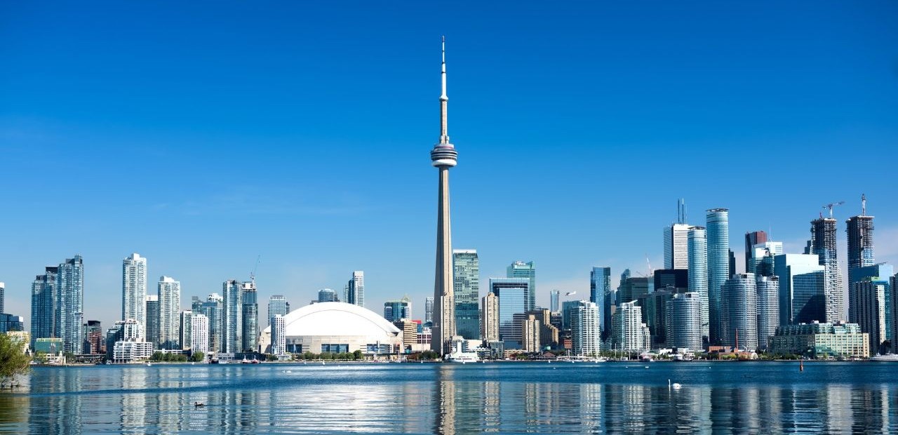 Toronto Travel Guide – The Ultimate Guide to Visiting Toronto