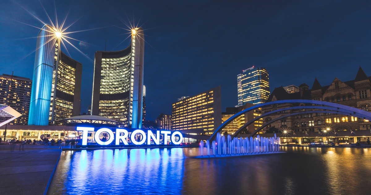 Toronto Travel Guide – The Ultimate Guide to Visiting Toronto