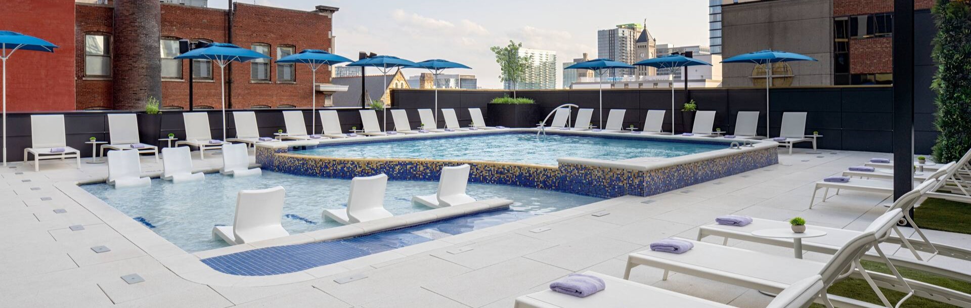 Tempo by Hilton Nashville Downtown