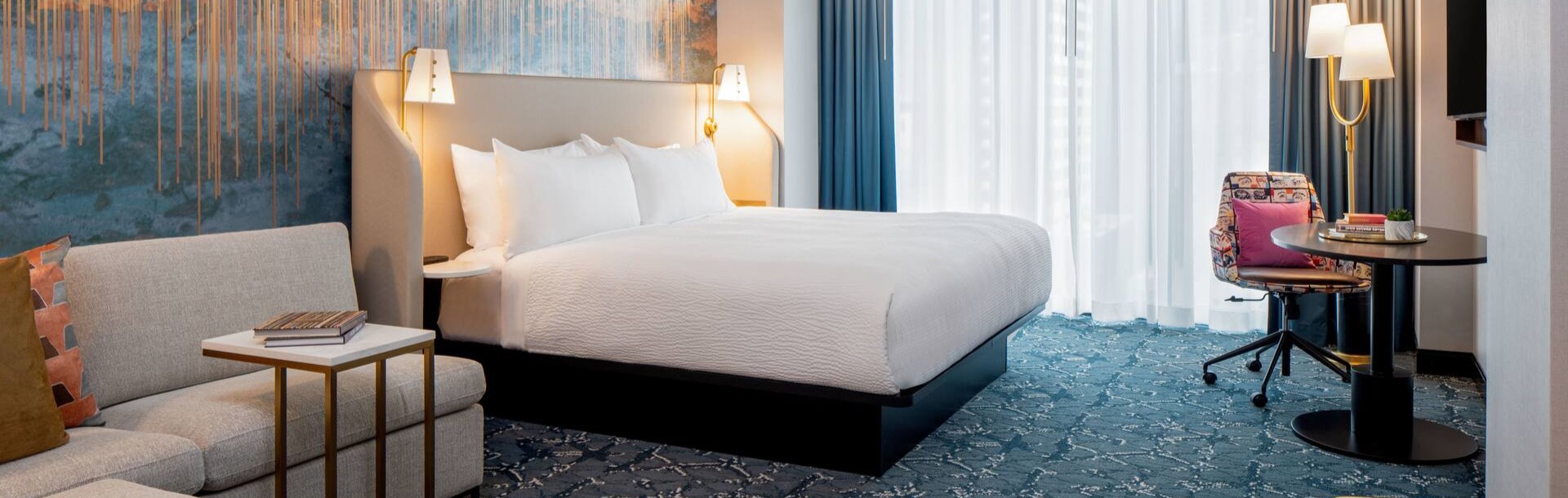 Tempo by Hilton Nashville Downtown