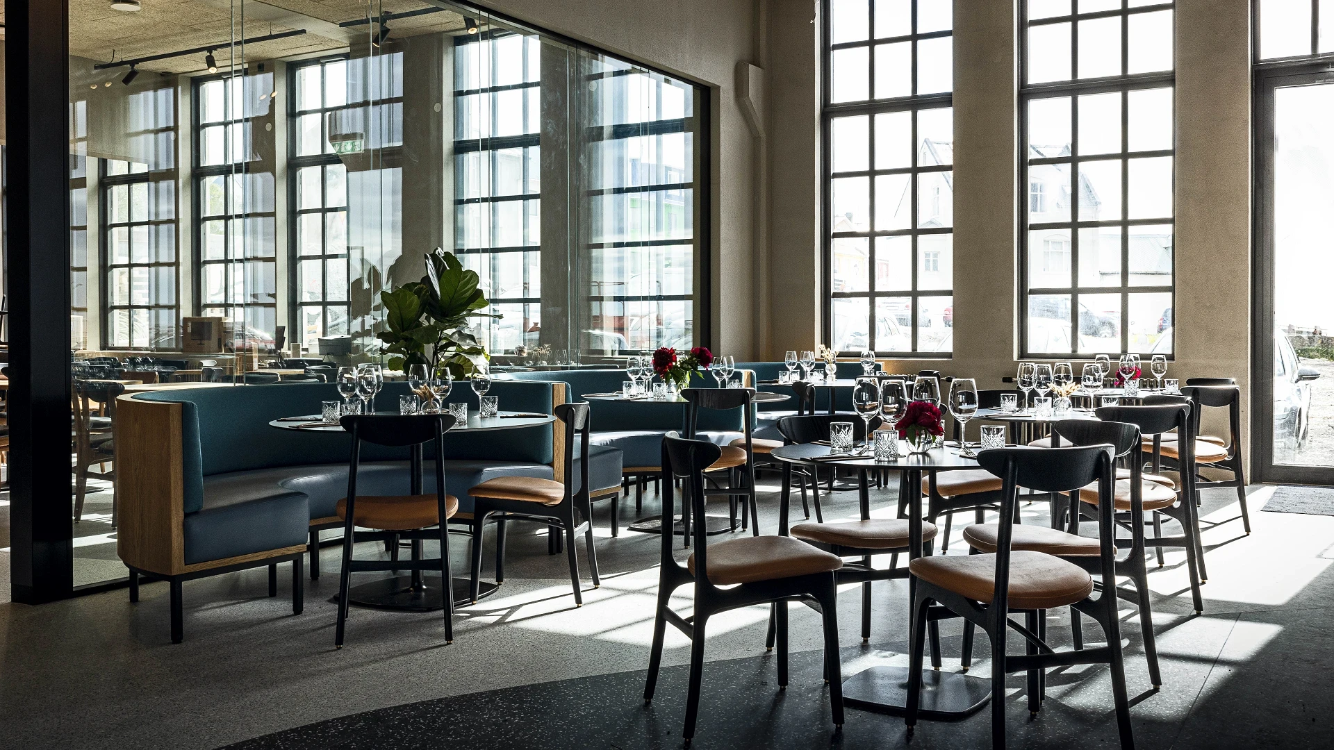Grandi by Center Hotels