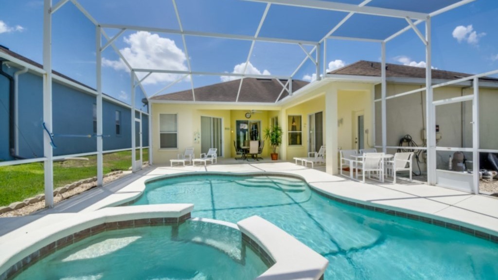 Highlands Reserve Villas, Davenport