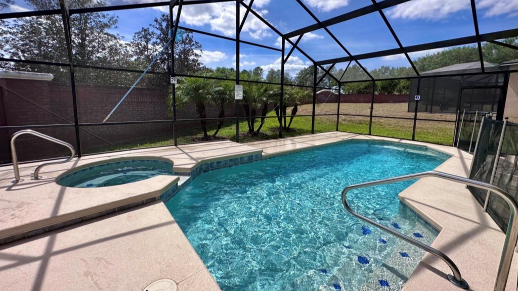 West Haven Villas, Davenport