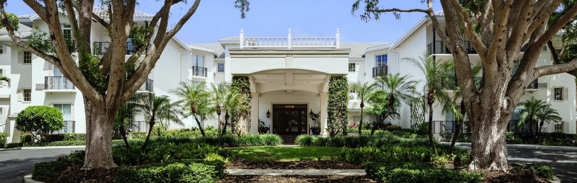 The Capri Inn, Naples