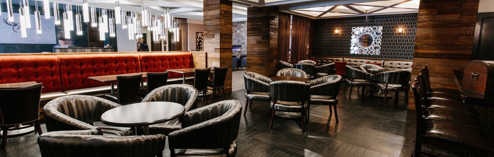 Elk and Avenue Hotel, Banff