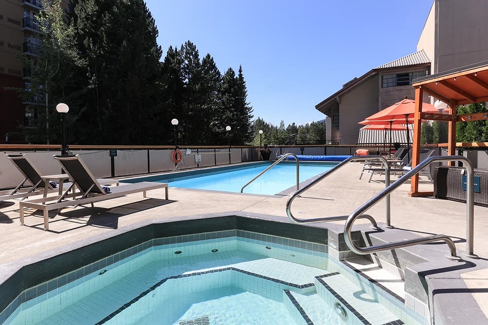 Crystal Lodge Hotel, Whistler