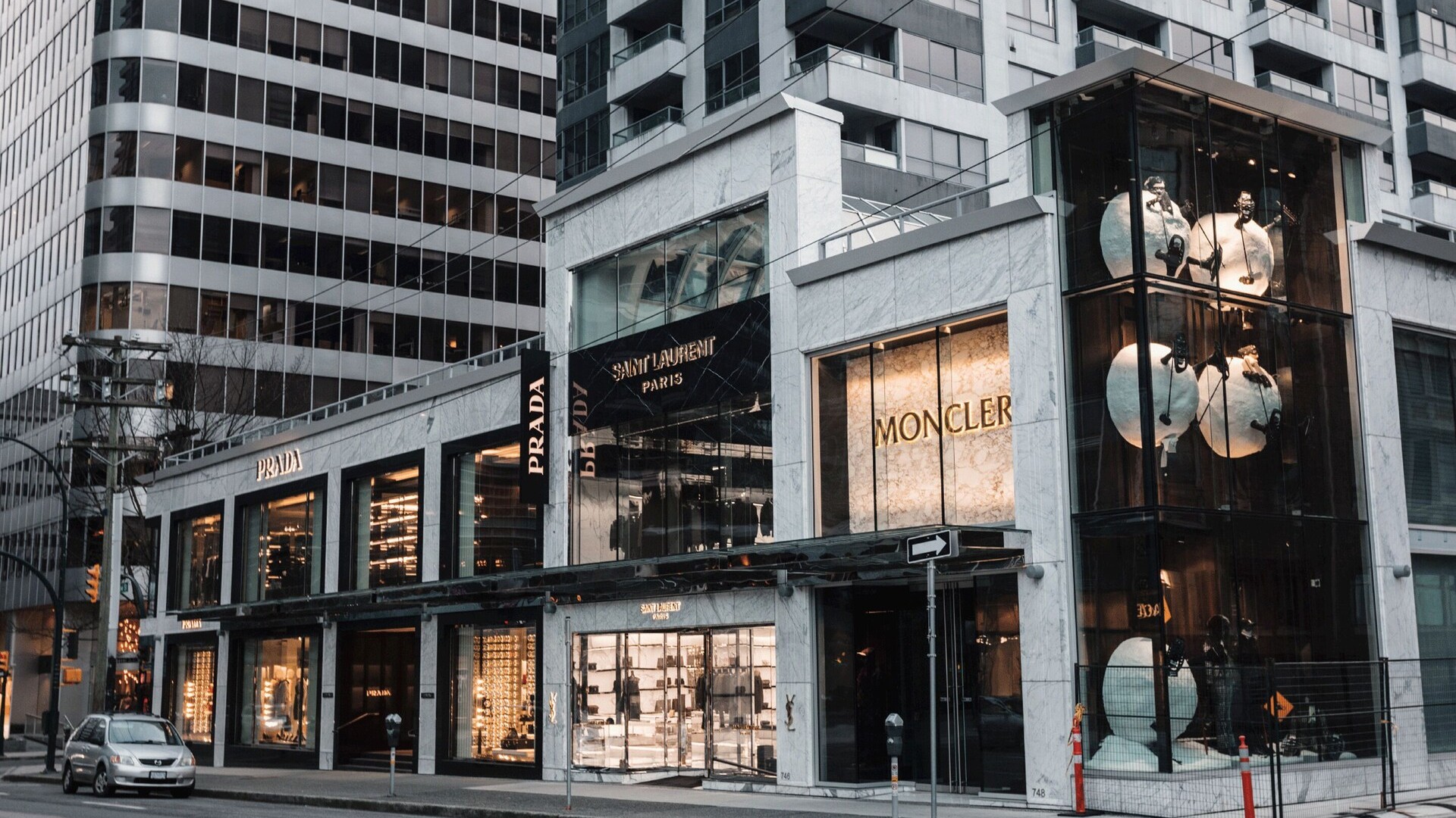Paradox Vancouver