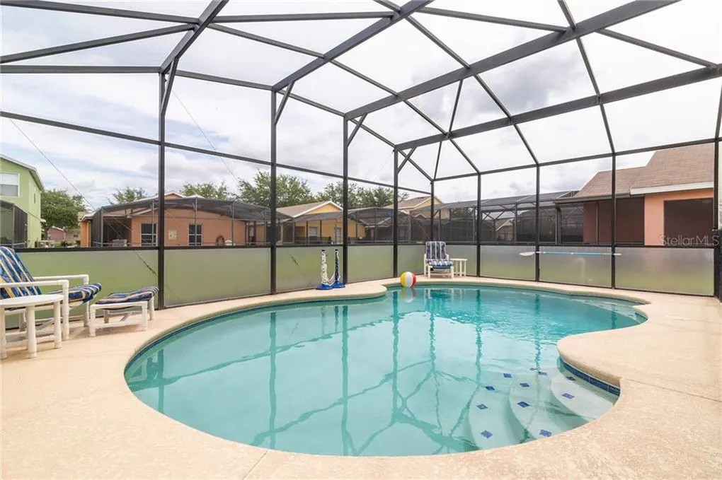 Sandy Ridge, Davenport