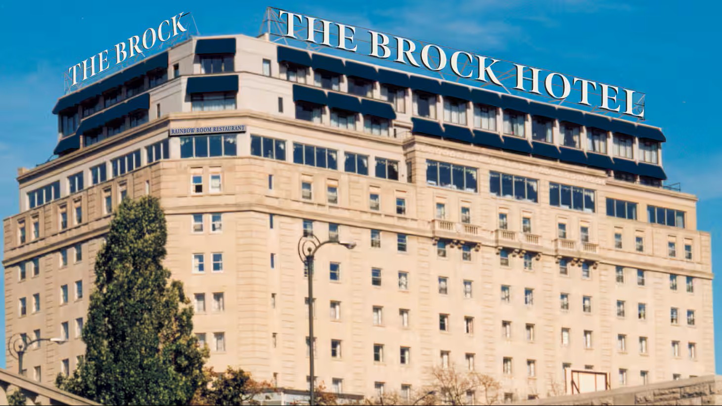 The Brock Niagara Falls - Fallsview