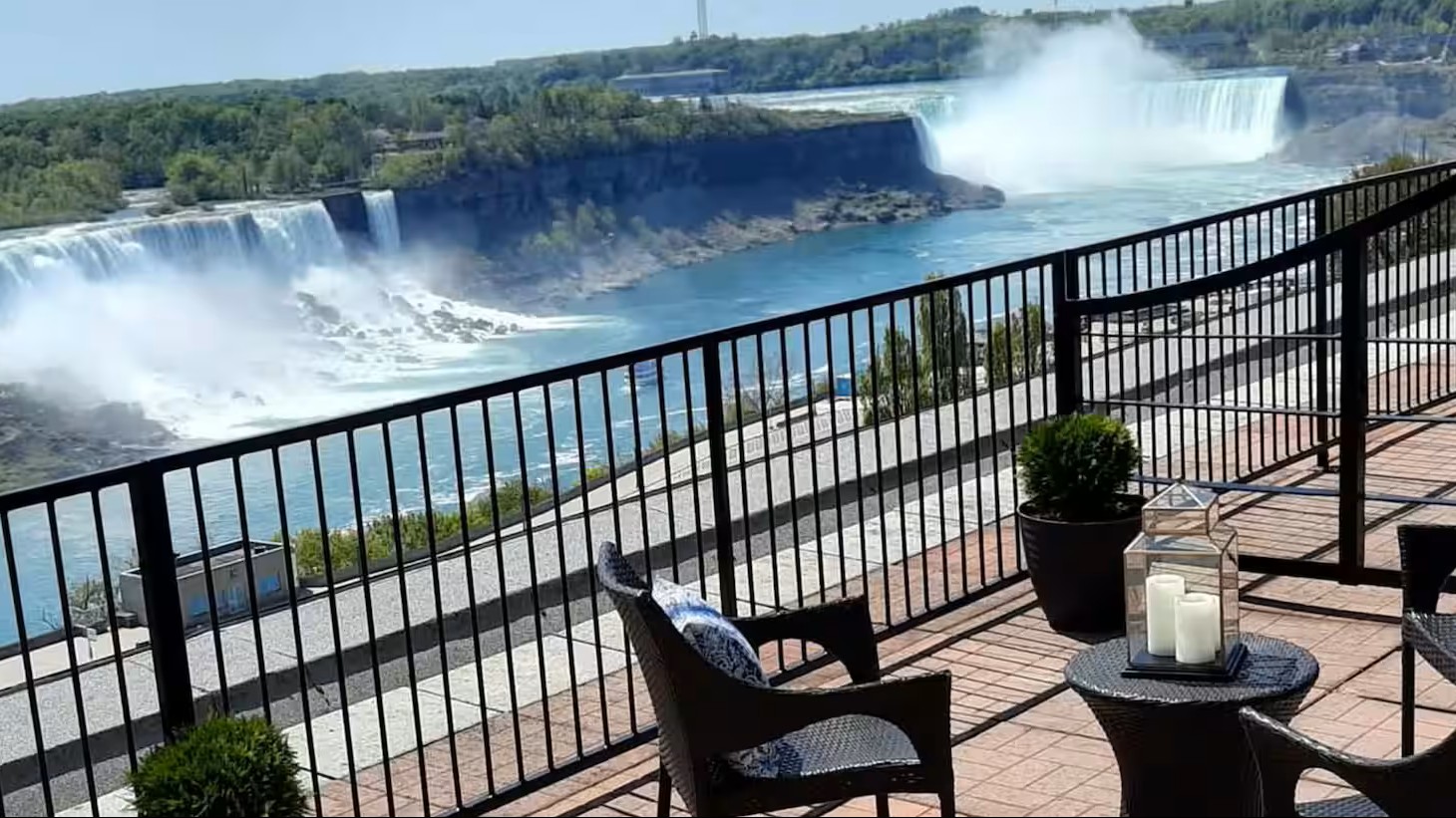 The Brock Niagara Falls - Fallsview