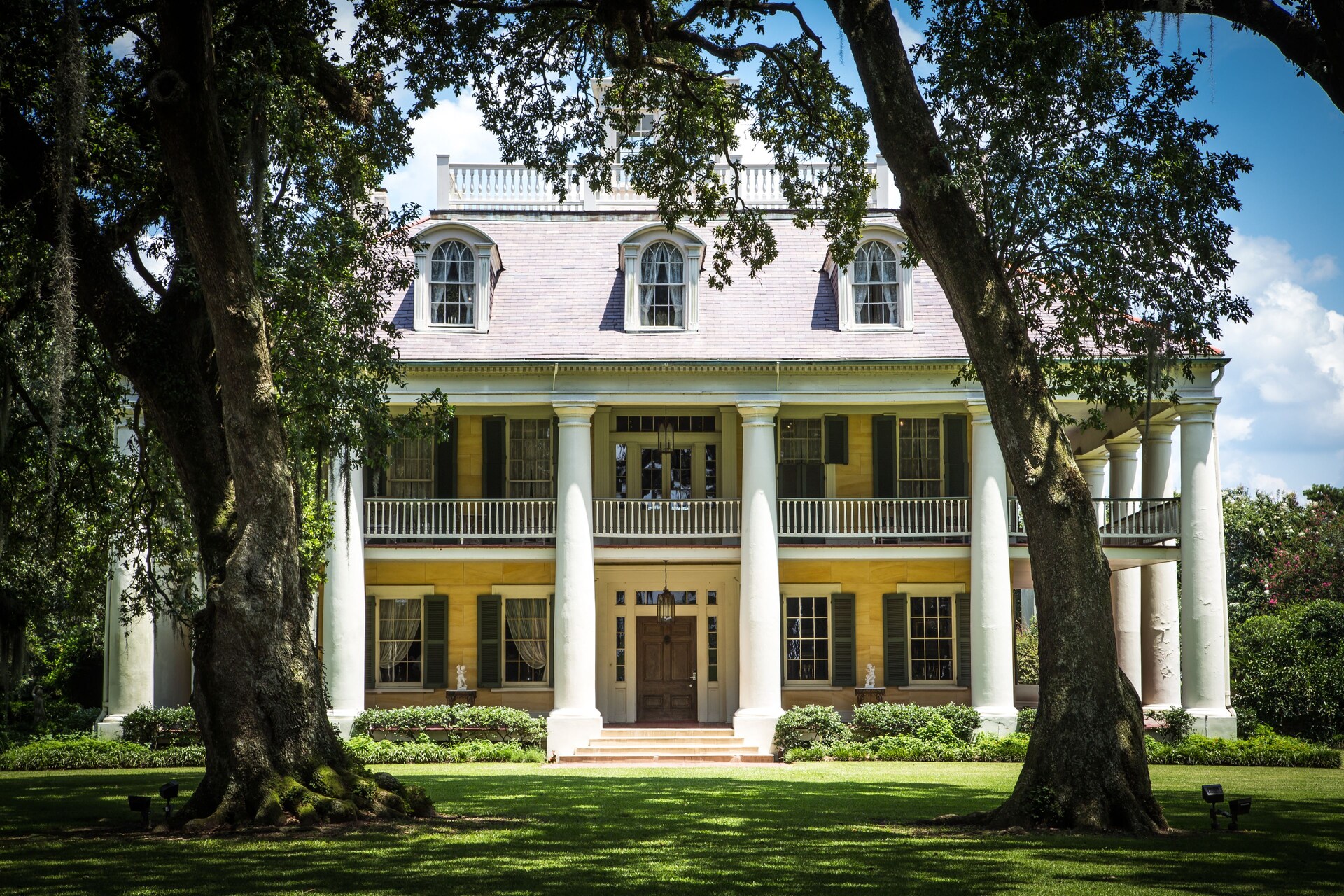 The Inn at Houmas House Plantation and Gardens