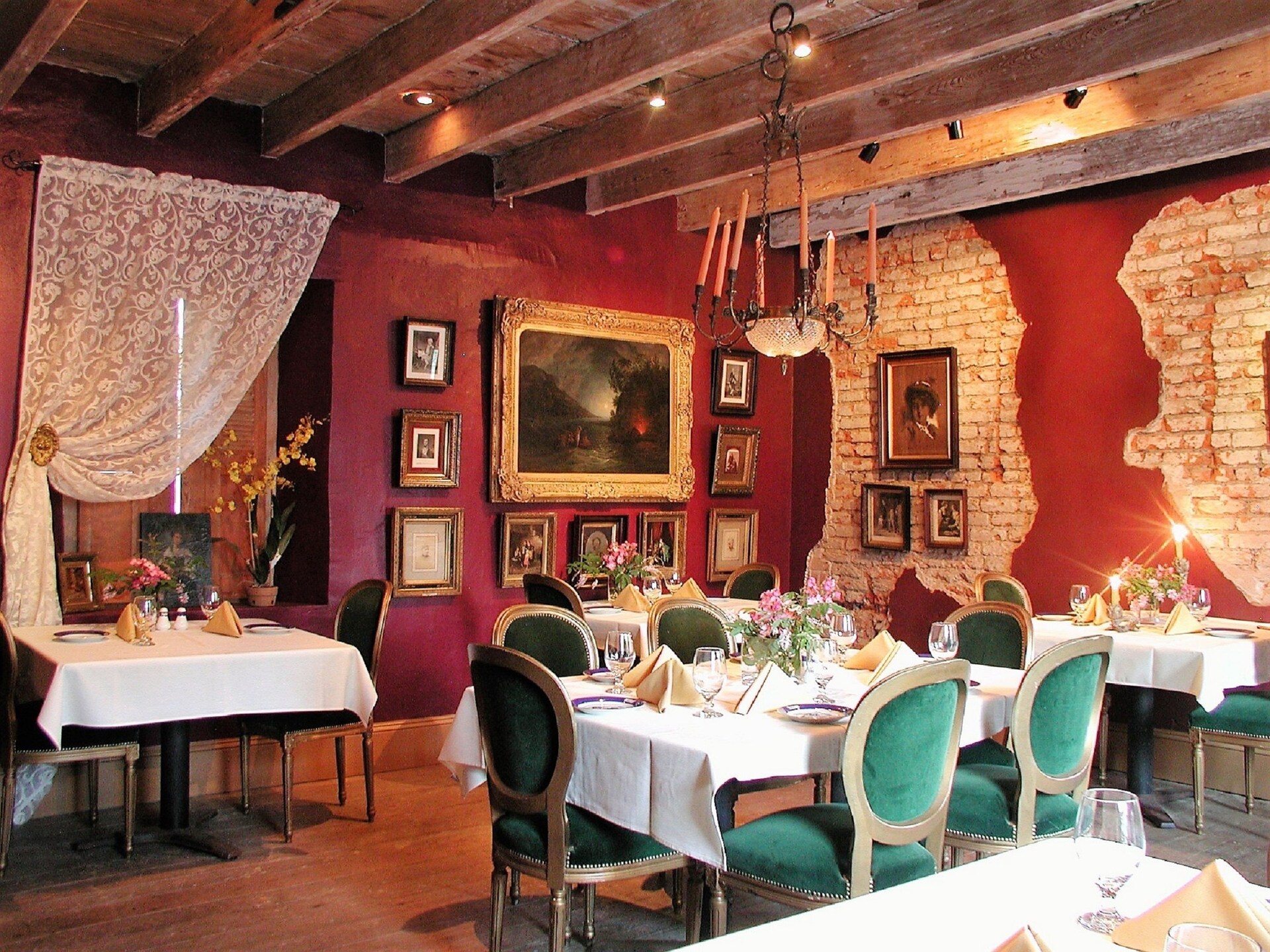 The Inn at Houmas House Plantation and Gardens